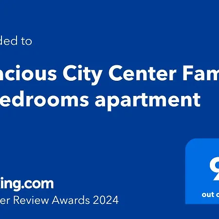 Spacious Center Family 2 Bedrooms Apartamento Riga